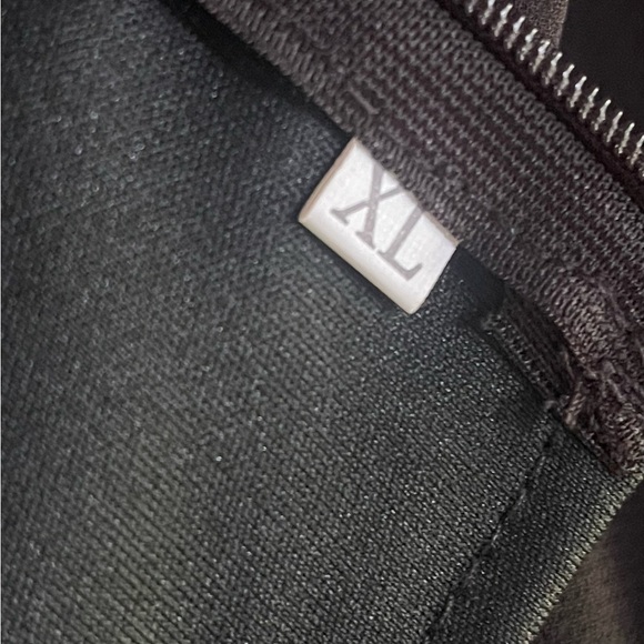 Unbranded Black Pantsuit with sheer overlay, size XL - Picture 6 of 8